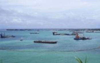 辺野古・大浦湾で埋め立て開始へ　政府11月末にも、県の反発必至