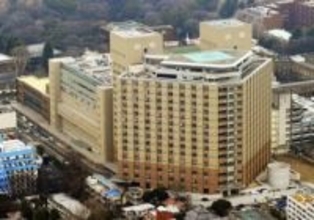 東大病院長が引責辞任　収賄事件で逮捕者相次ぐ