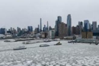 米、歴史的寒波の死者42人に　50万戸以上で停電続く