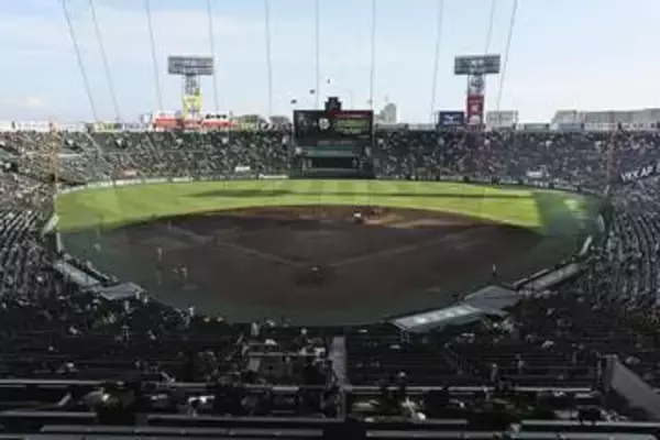 甲子園に初の女性審判員　今夏の選手権大会、5人が出場