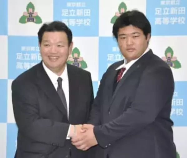 甲斐田龍馬「横綱になりたい」　高3生、三段目付け出しデビュー