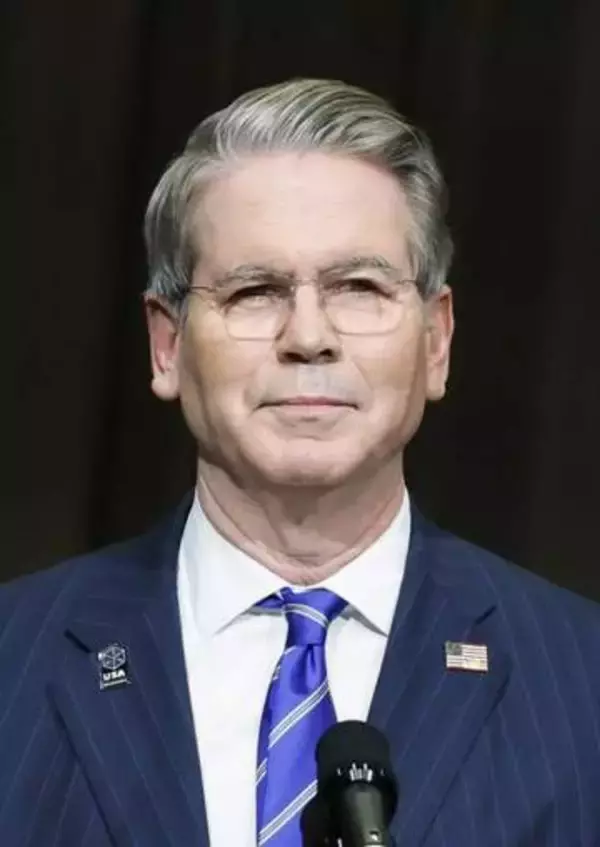 イランが「近く油井停止」　米財務長官、輸送阻止で
