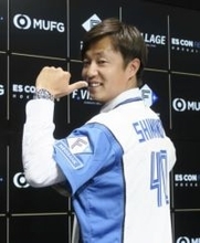 島本「1軍で投げ切りたい」　阪神からトレードで日本ハム加入