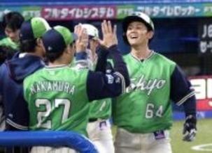 ヤ16―5D（1日）　ヤクルト、20安打16得点