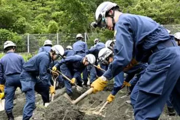 熱海土石流教訓に救助訓練　静岡県警、若手機動隊員ら