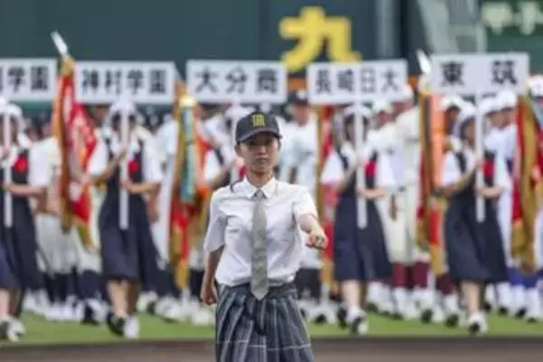 「野球は憧れ」夢舞台で行進先導　三田高・山田さん、部存続に奔走