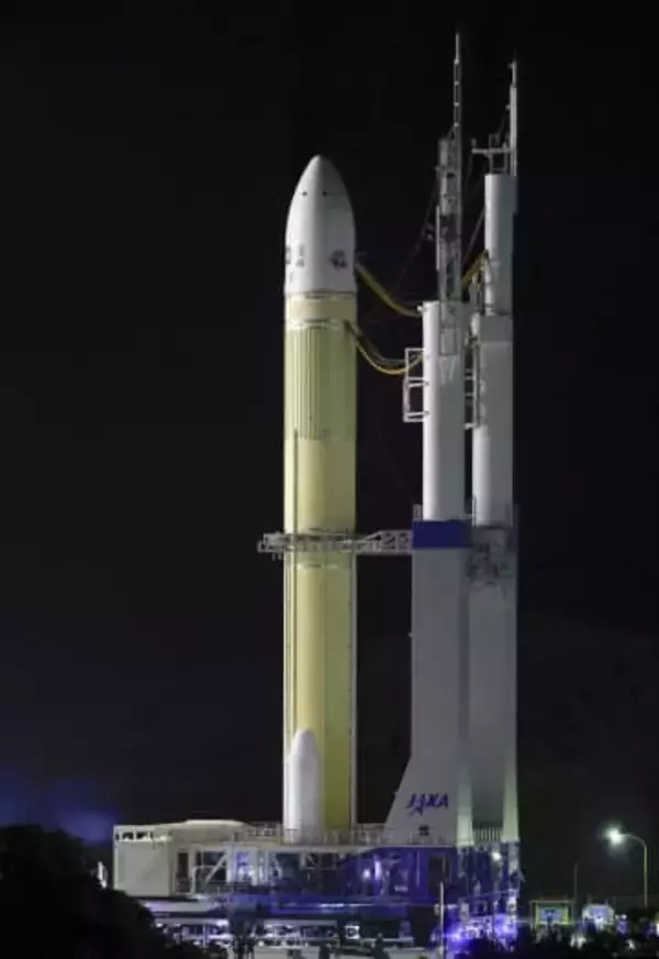 H3ロケット、発射地点へ　「みちびき」17日に打ち上げ