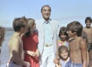 ＜あのころ＞ハワイの中曽根首相　41年前の1月3日