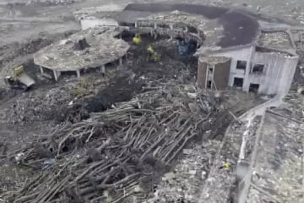 大川小学校津波、大量流木確認　河口の松林流失、被害拡大