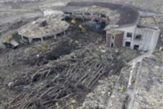 大川小学校津波、大量流木確認　河口の松林流失、被害拡大