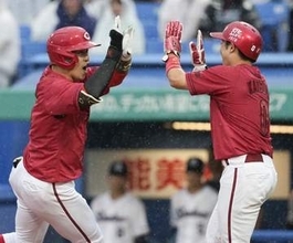 ヤ6―8広（20日）　辻がプロ初勝利