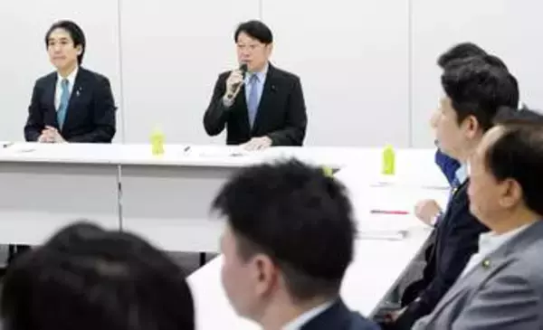 給付付き控除、導入合意　現役世代の税社保負担軽減