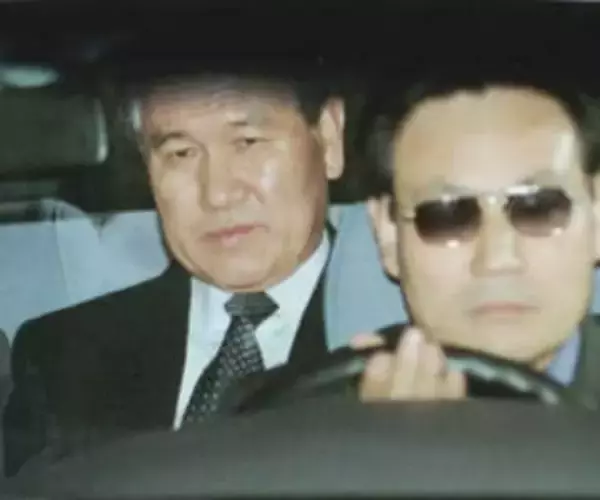 ＜あのころ＞韓国の盧泰愚前大統領逮捕　30年前の11月16日