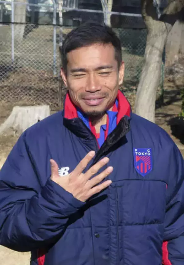 長友佑都「人生最大の勝負の年」　5度目のW杯へ決意