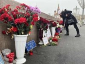 ロシア野党指導者暗殺から11年　市民ら献花、治安当局が警戒