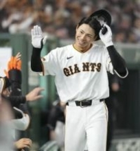 巨3―2ヤ（17日）　平山が2試合連発