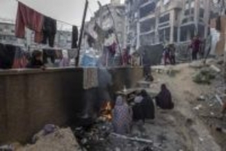 ガザで女性3万8千人が死亡　戦闘以降の2年強で、国連機関