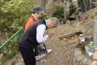 御巣鷹尾根の登山道が開通、群馬　日航機事故41年、遺族訪問