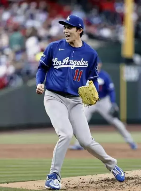 ドジャース佐々木、3敗目も収穫　序盤乱した制球を試合中に修正