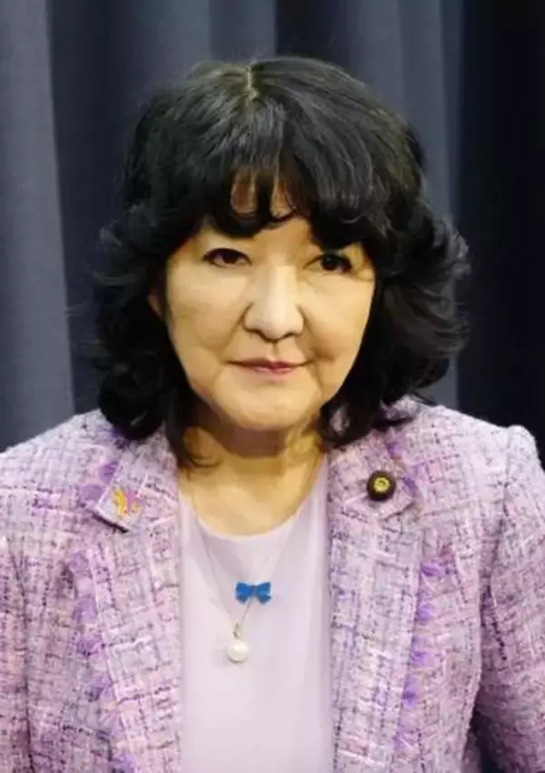 「投機には断固たる措置」　財務相、円安けん制