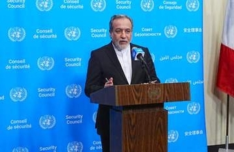 7日以内の開放「米次第」　イラン外相、海峡巡り