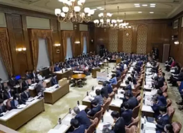 定数1割減「納得得られる規模」　首相、参院予算委