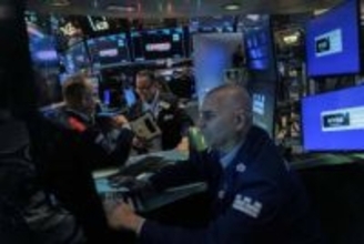 NY株反落、245ドル安　AI投資過熱への警戒再燃