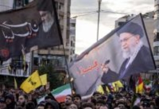 ヒズボラがイスラエルを攻撃　イラン指導者殺害への「報復」