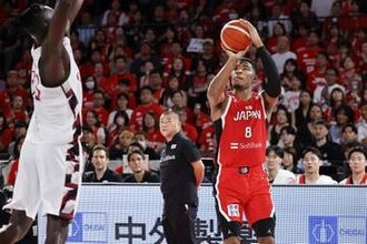 バスケ男子日本、カタールに圧勝　W杯2次予選
