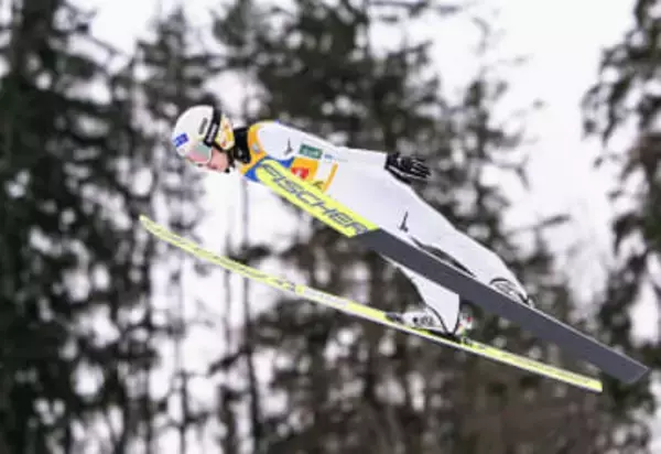丸山は8位、プレブツ優勝　W杯ジャンプ女子第13戦