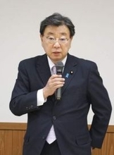 自民、内心・表現の自由に配慮　国旗損壊罪の創設巡り