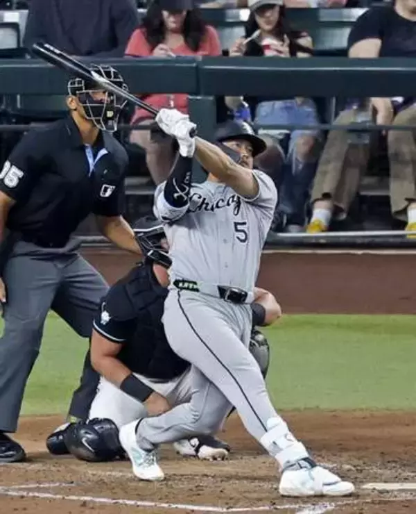 村上宗隆、日本勢歴代最速10号　大谷翔平に並ぶ5試合連発