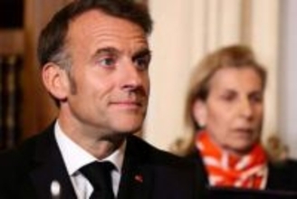 米大統領と中ロ首脳が「同列」　マクロン氏「欧州敵視」