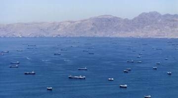 米イラン、海峡開放でせめぎ合い　交戦と並行、覚書へ妥協点を模索