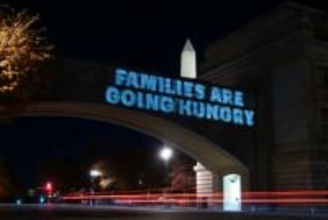 米政府閉鎖36日目、最長を更新　与野党対立、生活への影響が拡大