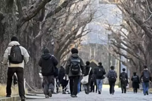 大学入学共通テスト始まる　全国650会場、49万人出願