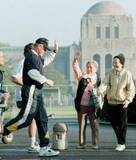 「＜あのころ＞米大統領が都心ジョギング　30年前の4月17日」の画像1