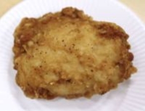 肉を感じるフライドチキン、厚みと汁を楽しめる　ローソンの開発者に聞く【経済トレンド】