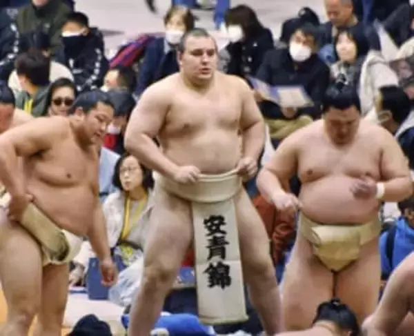 21歳安青錦、新大関を実感　小田原の冬巡業で群を抜く注目度