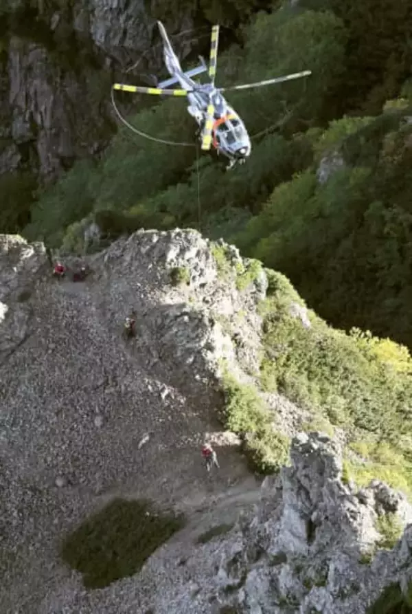 長野で山岳遭難過去最多　25年は358件、県警統計