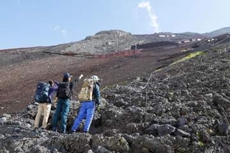 富士登山者、24万人に回復　新型コロナ流行前と同水準