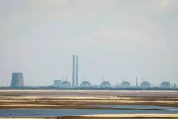 ロシア占拠の原発、設備劣化進行　地元市長「安全稼働に数年」
