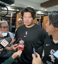 村上、月間最優秀新人　今永以来、通算9人目