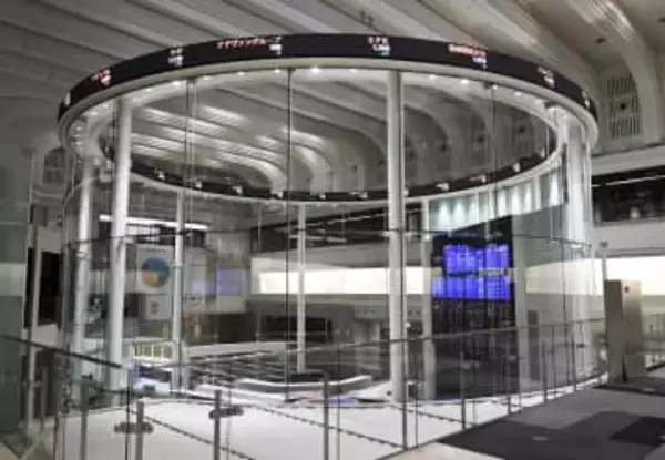 東証続伸、終値は25円高　売り優勢後、AI関連買いで上昇