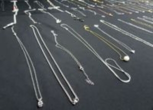 金属アレルギーに注意　品質テスト、基準超えも