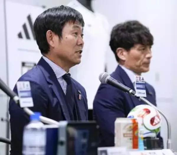 洪明甫・韓国代表監督に気遣い　森保氏「身を粉にして頑張った」