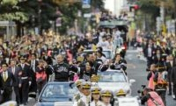 ソフトバンク29万人Vパレード　小久保監督「改めて実感湧いた」