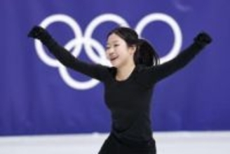 中井亜美、3回転半を成功　千葉百音とフィギュア初公式練習