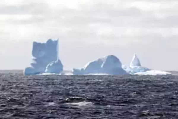 南極のトッテン氷河沖で集中観測　融解加速、メカニズム調査