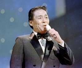 ＜あのころ＞春日八郎さん死去　35年前の10月22日